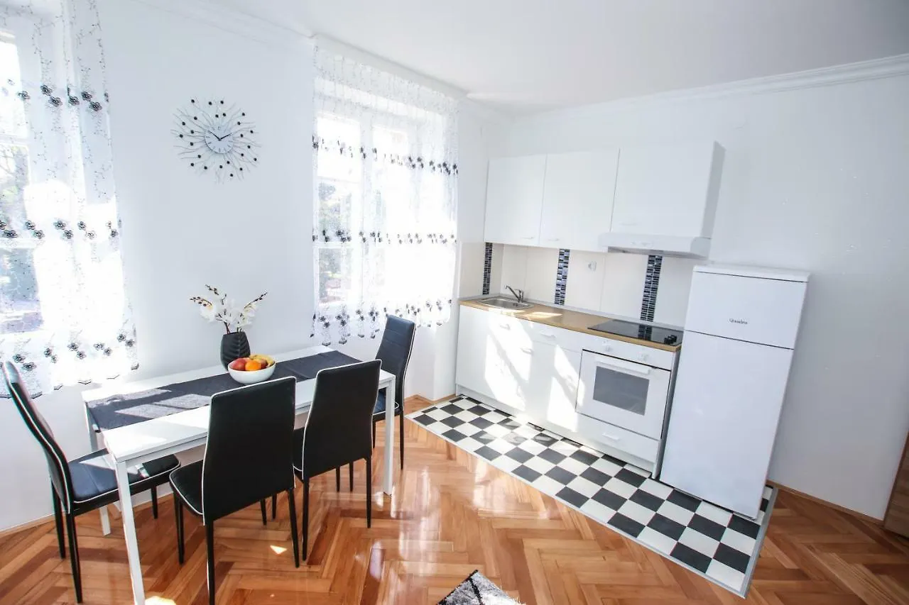 Apartments Old Town Porec